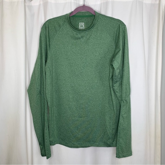 Avalanche Outdoor Apparel Green Base layer long sleeve compression shirt size M - Picture 1 of 7